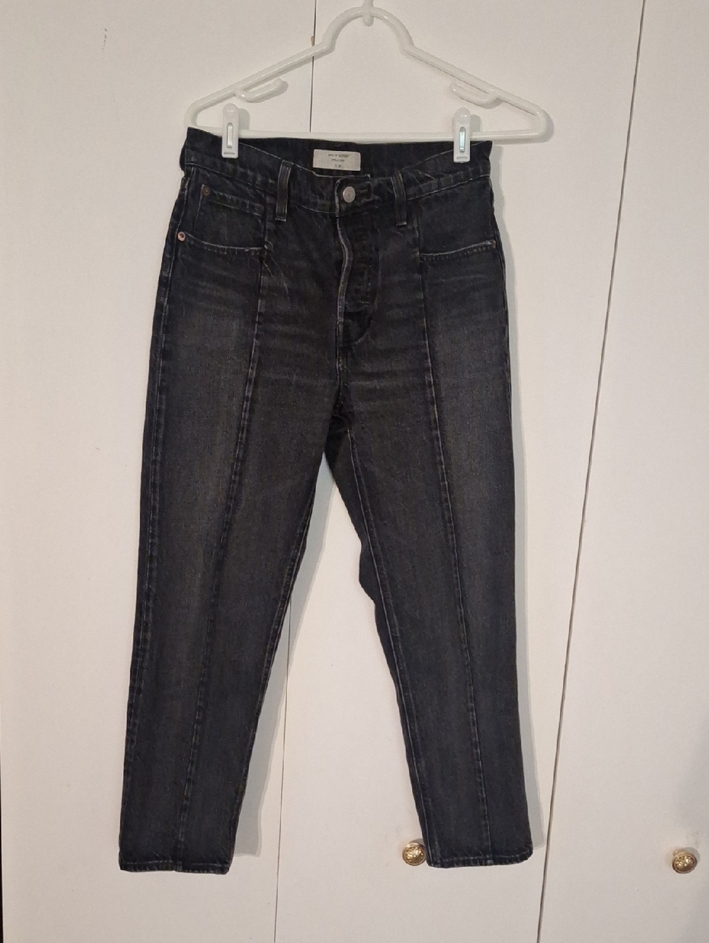Levi's High-Rise Ankle Jeans in Washed Black